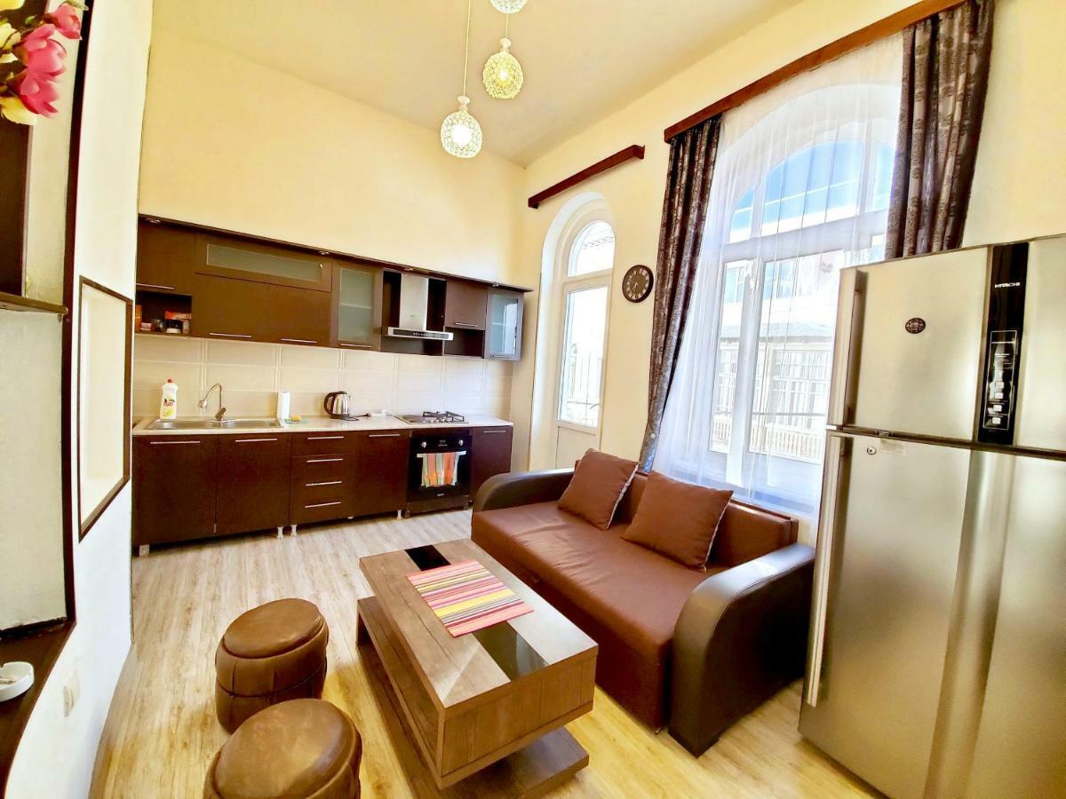 Апартаменты Central Location King Size Bed Тбилиси Экстерьер фото